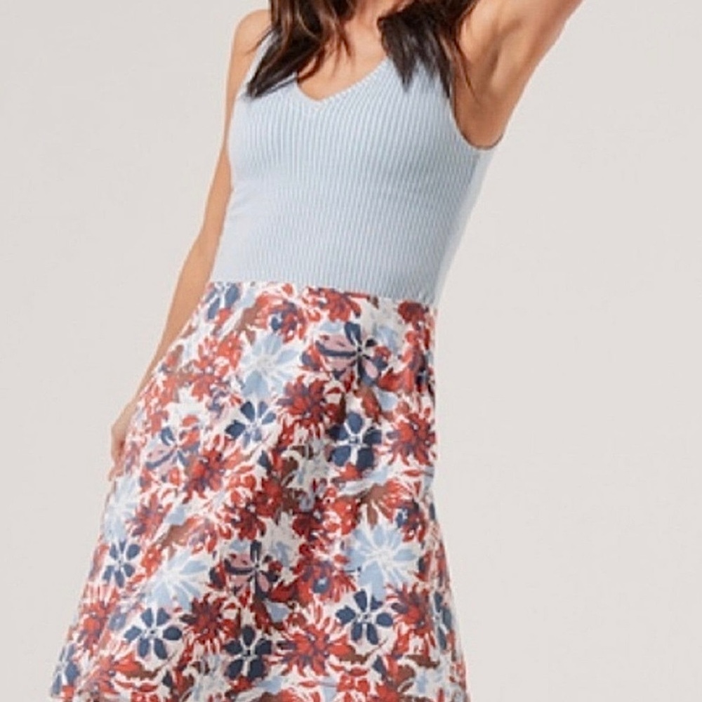 NWT - Pact Sundress - Blue Fog Blooming Floral Double V-Neck - Size L